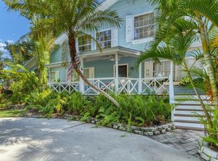 1730 Padre Ln, Englewood, FL 34223