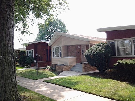 2nd image of 8910 S Phillips Ave