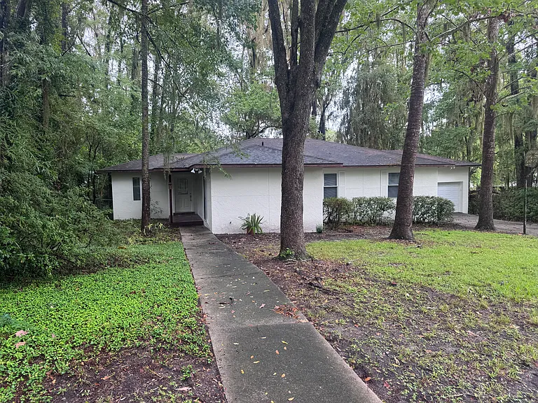 600 NW 101st St — Photo 16