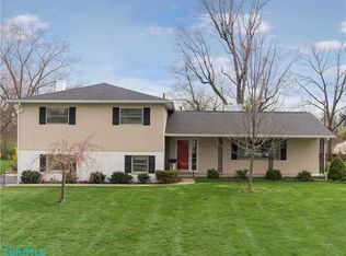 4200 Rowanne Rd, Columbus, OH 43214