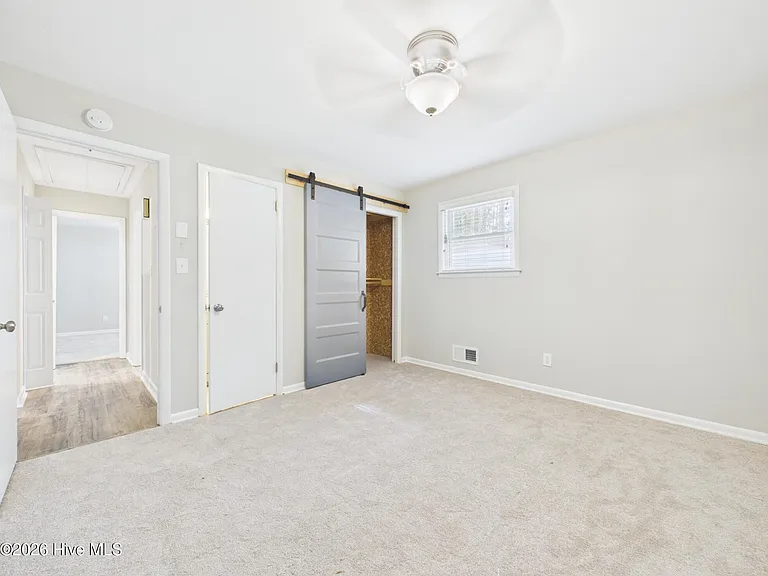 6513 Pleasant Pines Dr — Photo 16