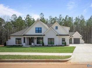 118 Mill Springs Ln, Huntsville, AL 35811