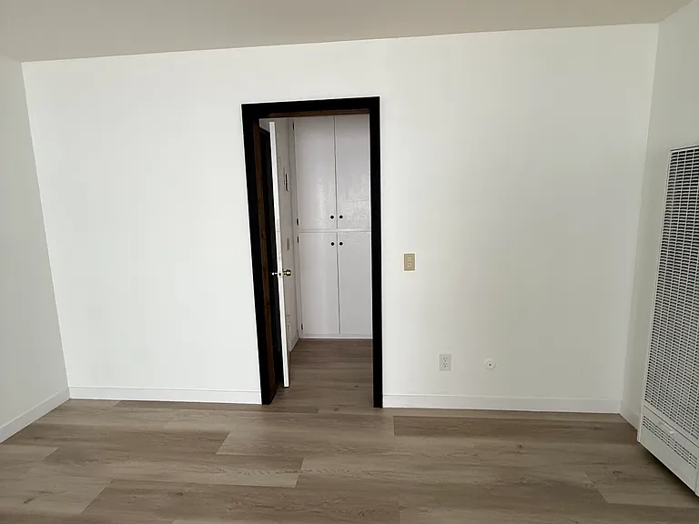 516 E Maple St #2 — Photo 6