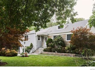 490 Pinebrook Blvd, New Rochelle, NY 10804