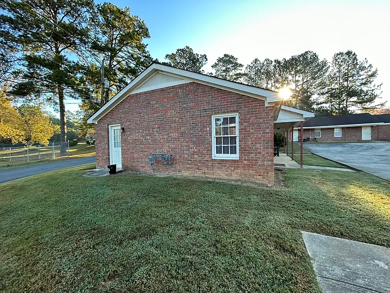 116 Burlinton Dr — Photo 15