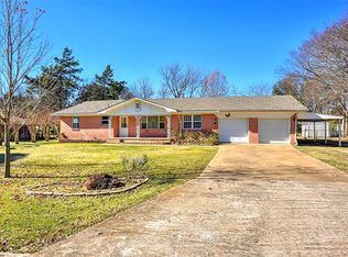 87 Micajah Davis Ln, Denison, TX 75020