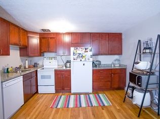 50 Green St APT 105, Brookline, MA 02446