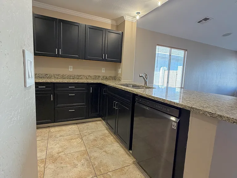 19537 N Sandalwood Dr — Photo 9