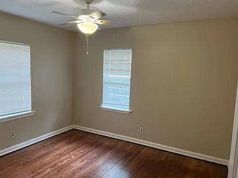1115 N Red Bud Dr - 1 — Photo 2