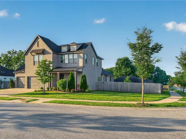 3989 W Dahlia Way, Fayetteville, AR 72704