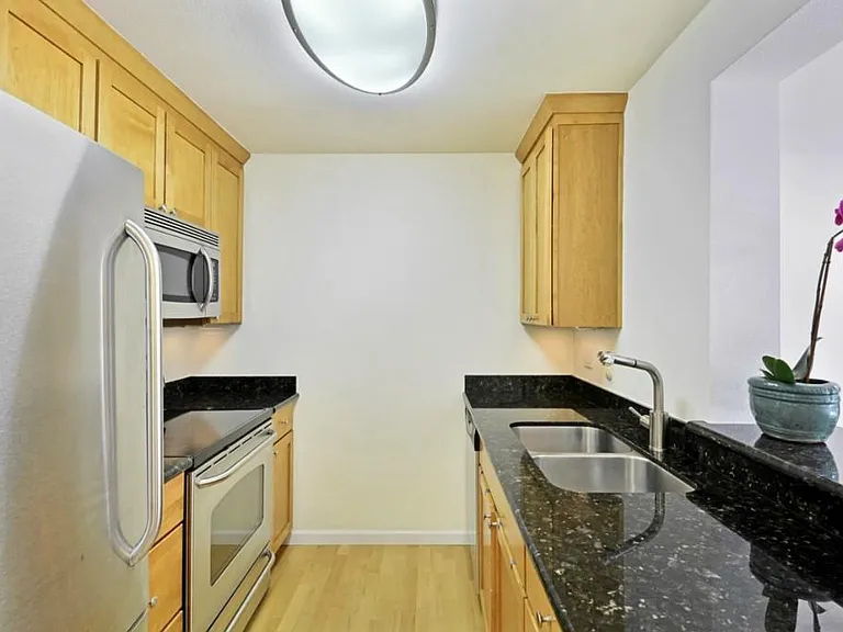 514 142nd Ave SE #91 — Photo 3