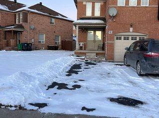 183 Toba Cres, Brampton, ON L6Z 4W3