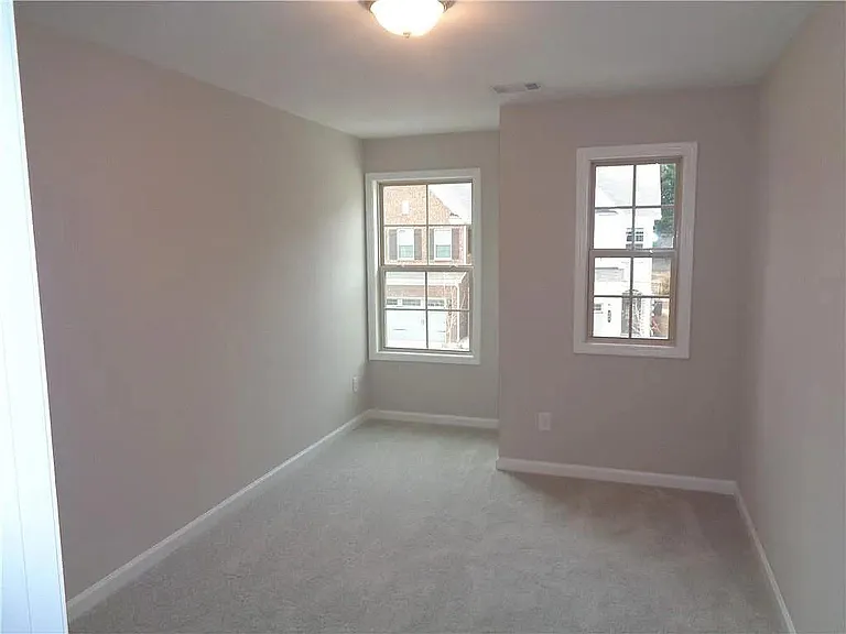 669 Lansing Grove Way — Photo 22