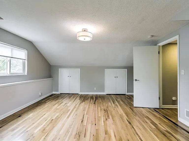 1321 S Pacific St — Photo 15