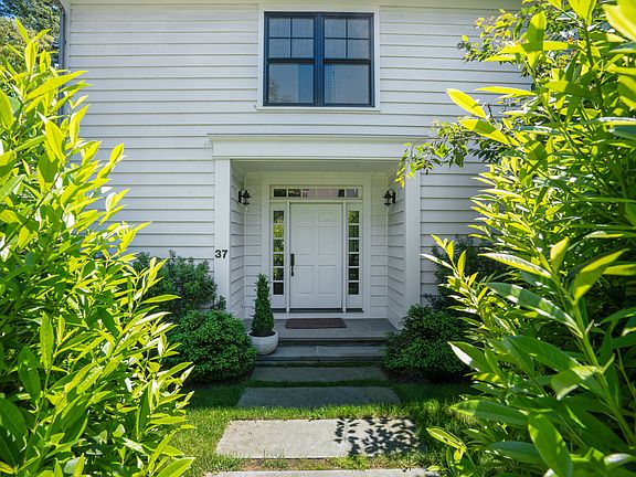 3rd image of 37 Prospect Ave