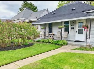 620 N 18th St, Escanaba, MI 49829
