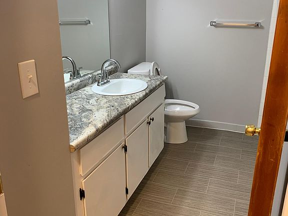 4th image of 17850 Glendale St APT 13