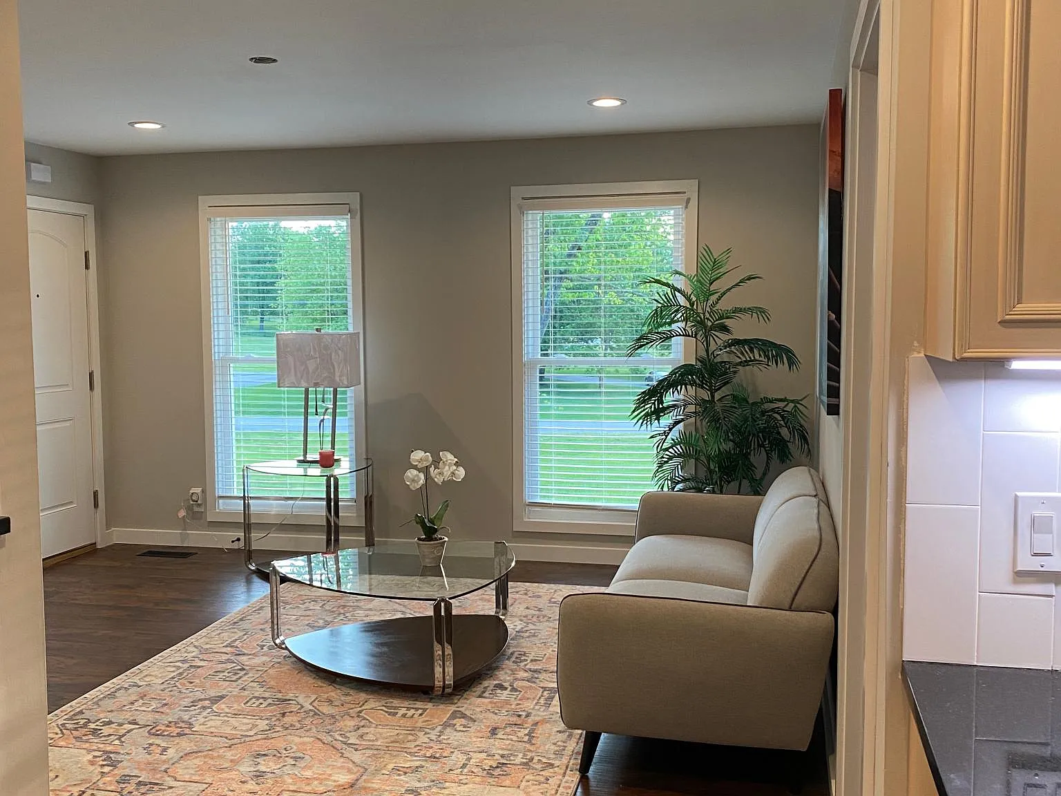 812 Shenandoah Dr — Photo 3