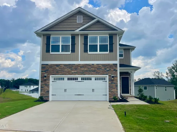 207 Drayton Hall Ln, Sanford, NC 27330