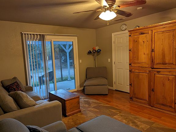 4th image of 323 Uncle Joes Ln