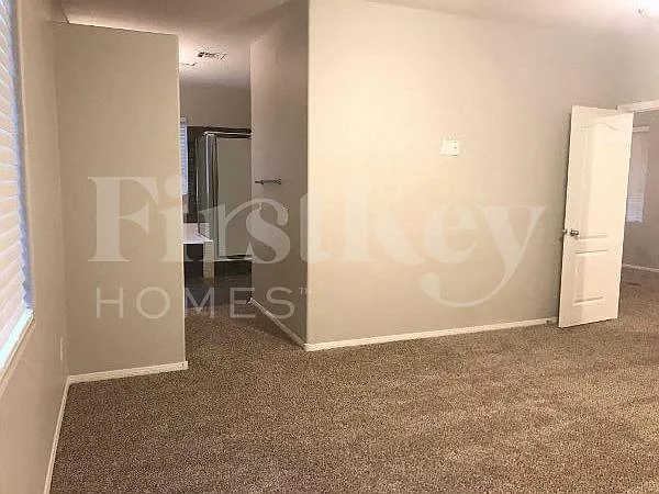 10828 Avenzano St — Photo 16