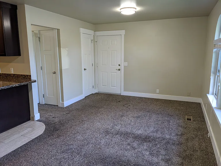 336 E Wilson Ave #2 — Photo 12