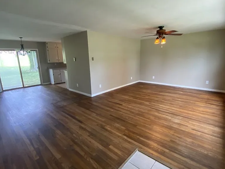 1830 N Glade Cir — Photo 7