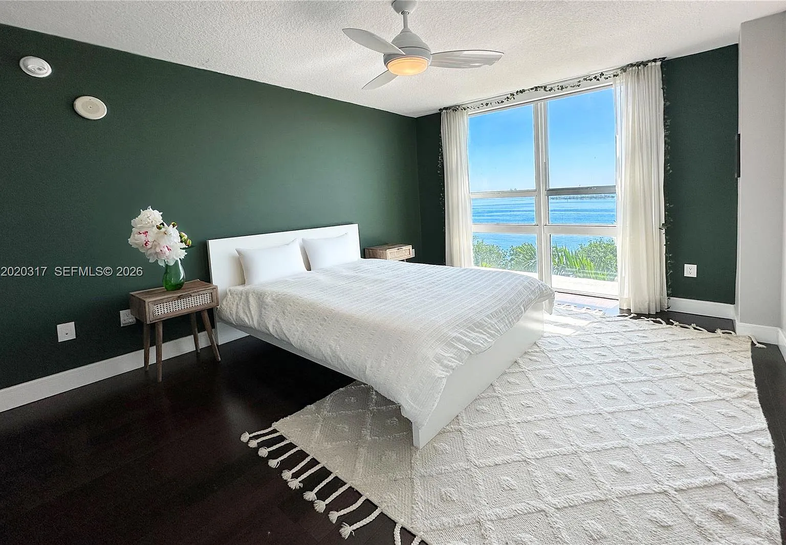 Cite Condo — Photo 2