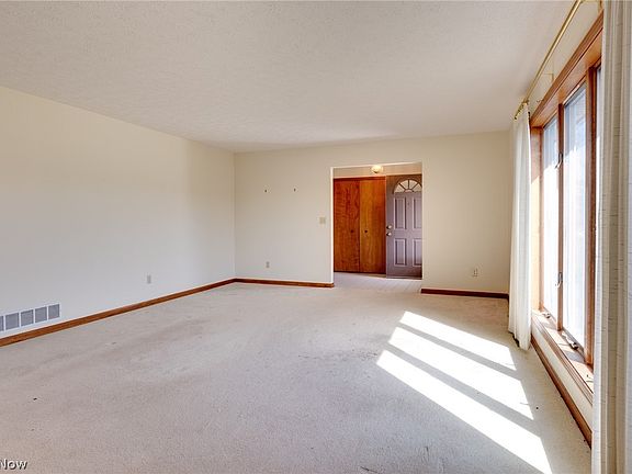 5th image of 7107 Chatham Rd