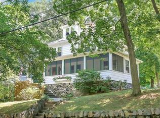 154 Warwick Rd, Melrose, MA 02176