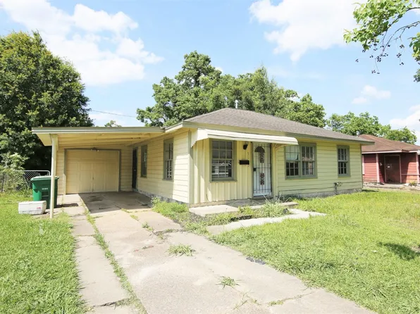 5137 Chennault Rd, Houston, TX 77033