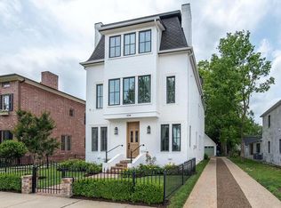 236 SW D St, Bentonville, AR 72712