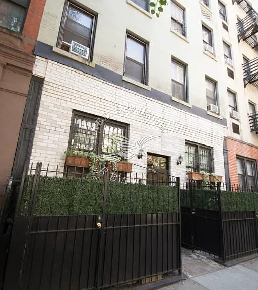 420 E 83rd St #2W — Photo 17