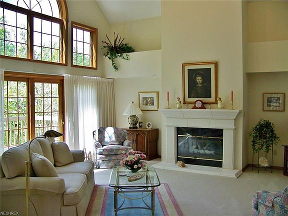 4th image of 4888 Summerwind Dr