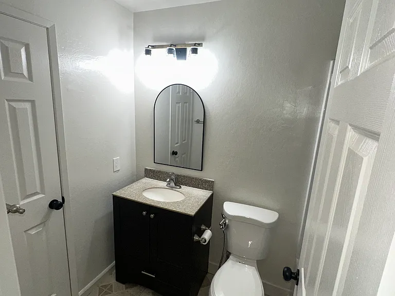 4140 Venus Pl — Photo 12