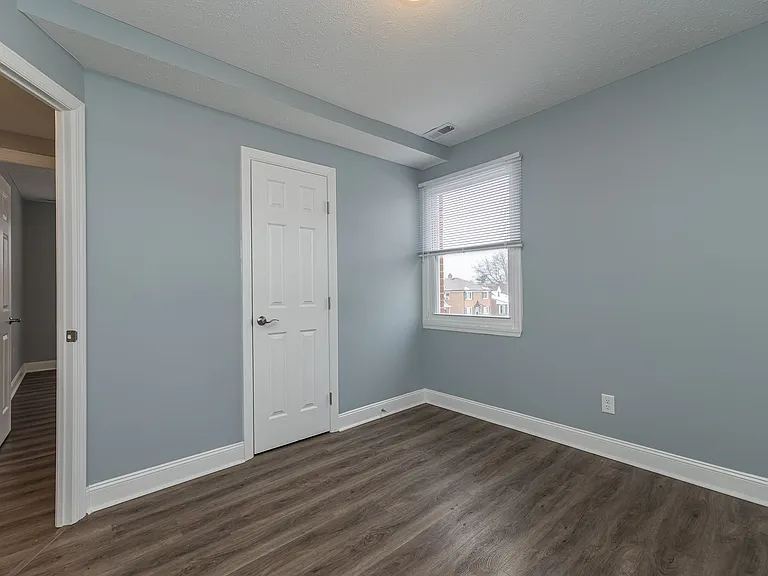 7310 Whittington Dr #16 — Photo 6