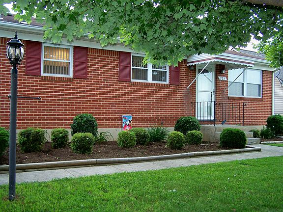2nd image of 705 Glenmore Dr