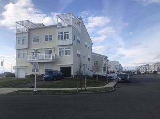 6203 Ocean Ave S, Arverne, NY 11692