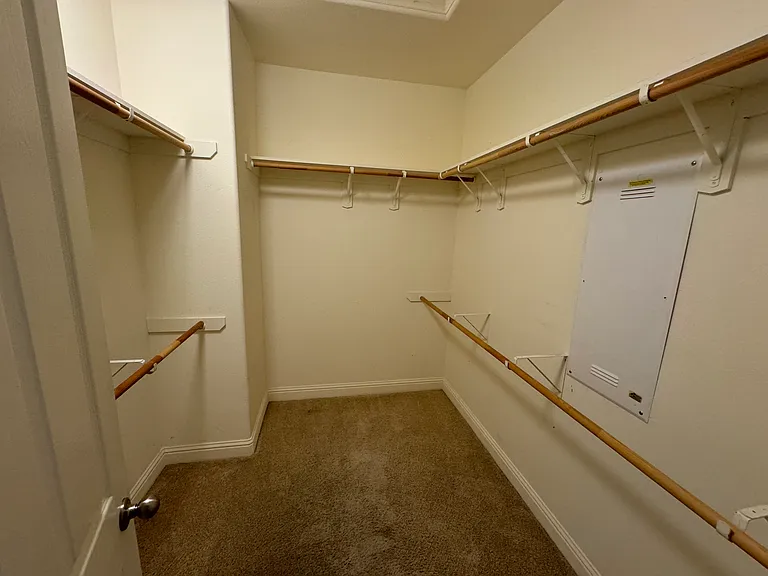 Master bedroom Closet