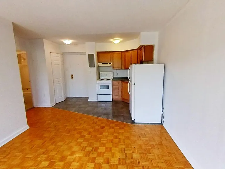 5713 Victoria Rd — Photo 20