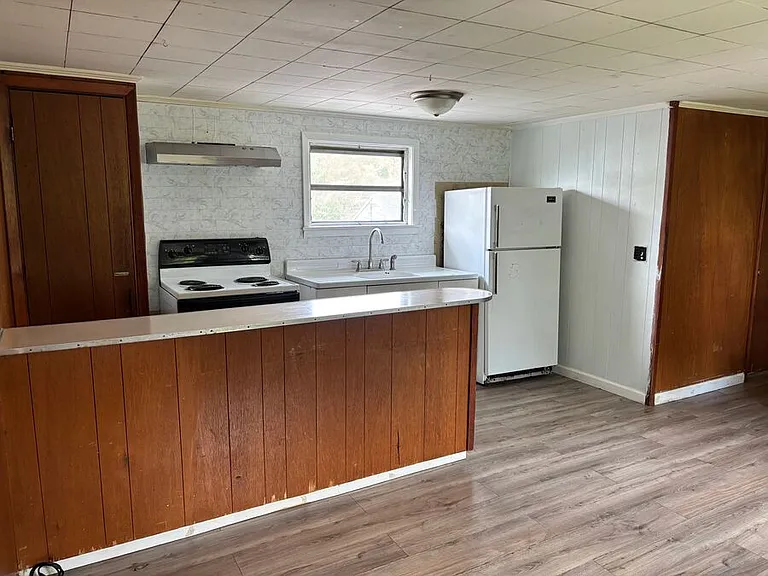 317 W Allen St #C — Photo 5