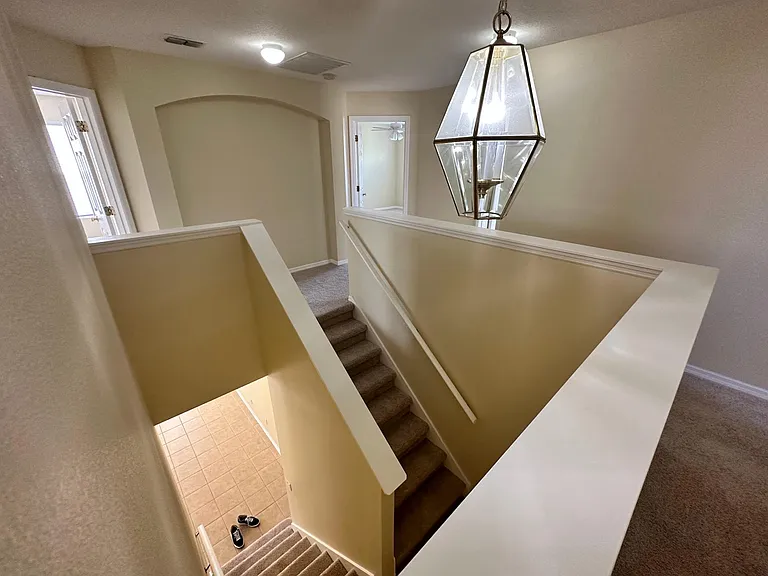 13218 Phoenix Dr — Photo 13