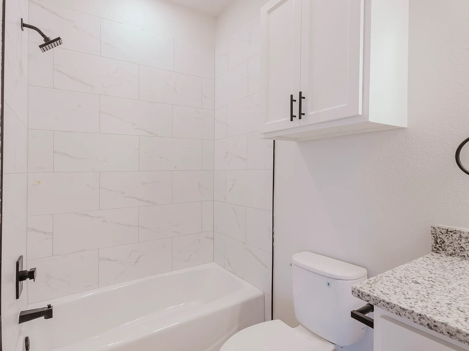 3 bed, 1305 sqft, $1,675 — Photo 4
