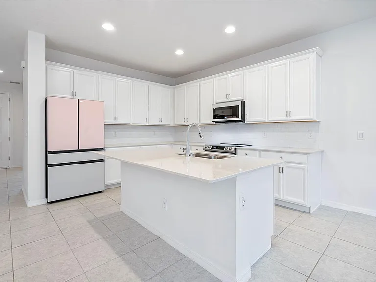 8149 Mosaic Ln — Photo 4
