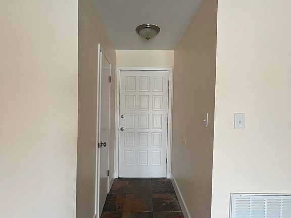 2nd image of 205 Calle Amistosa APT 231