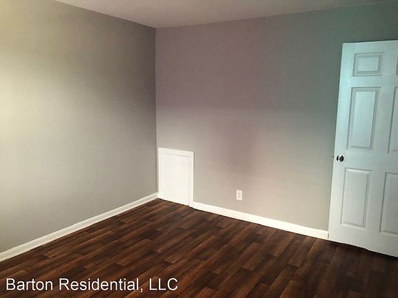 2nd image of 1044 Jefferson St #10397019