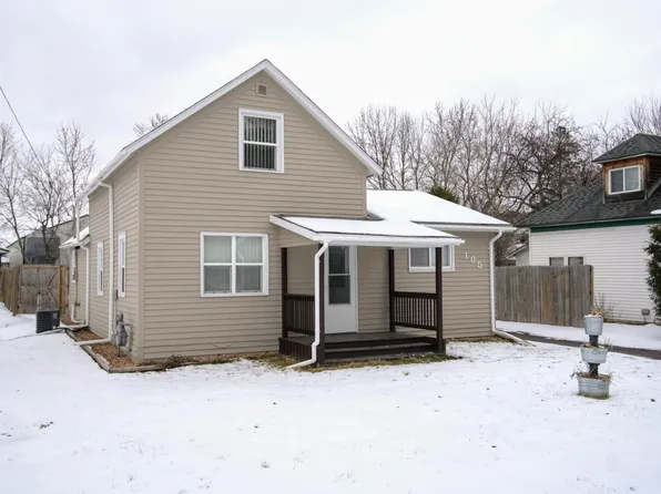 105 3rd St SE, Hinckley, MN 55037
