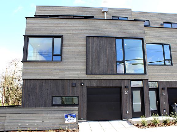 3rd image of 5296 N Vancouver Ave #5296
