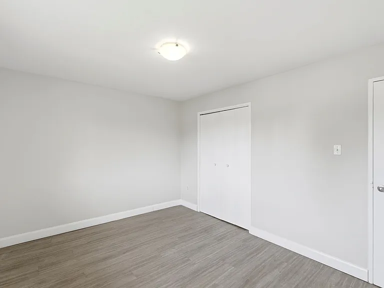99 Cartier Rd — Photo 18