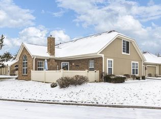 330 Bear Woods Dr, Powell, OH 43065